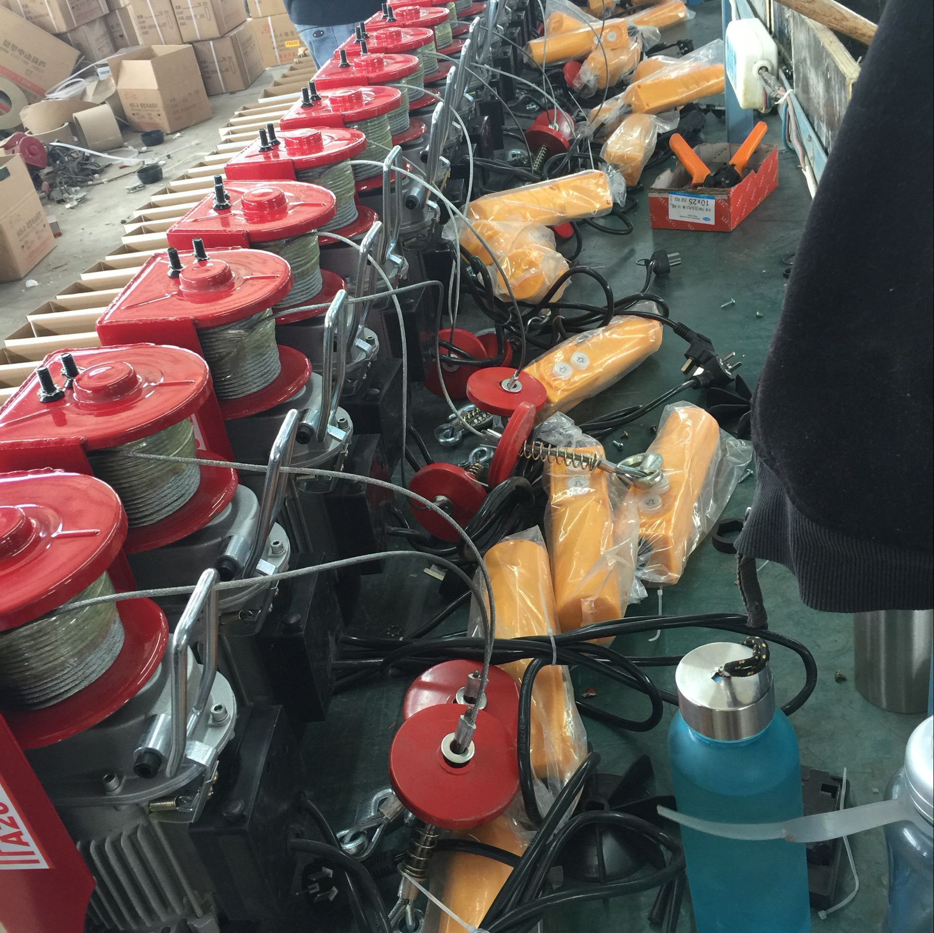 東圣微型電動葫蘆如何使用